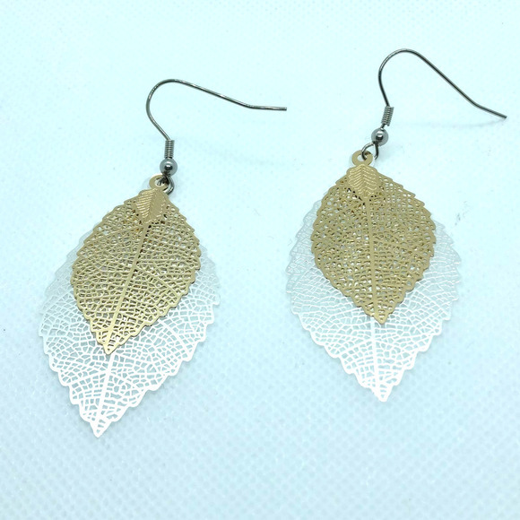 BOHO LEAF EARRINGS DROP EARRINGS NEW DOUBLE LEAF GOLD SILVER FAST SHIP! - Picture 2 of 7